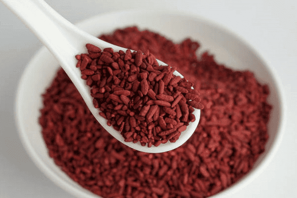 What supplements should not be taken with red yeast rice