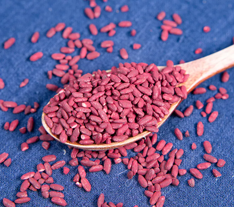 What vitamins should not be taken with red yeast rice