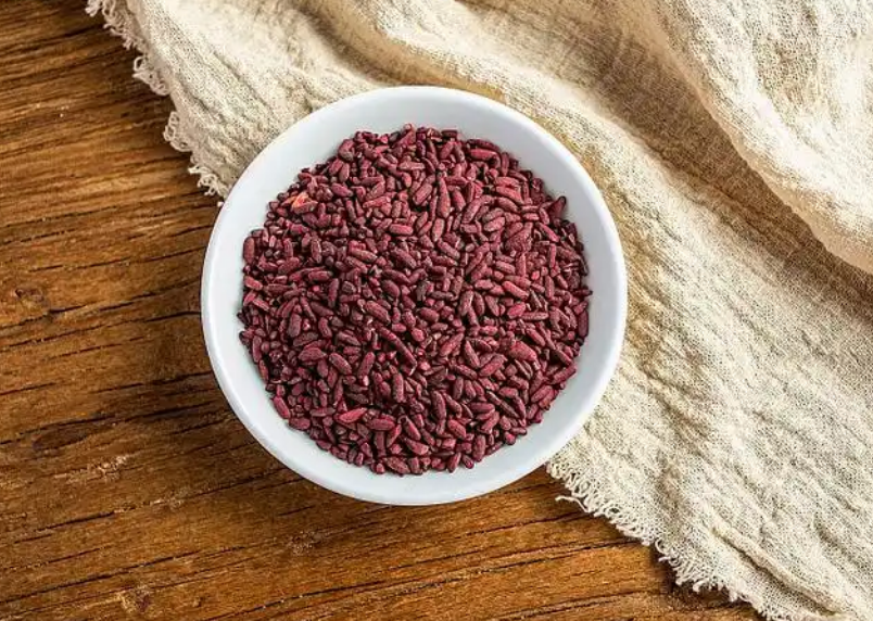 What medications does red yeast rice interfere with